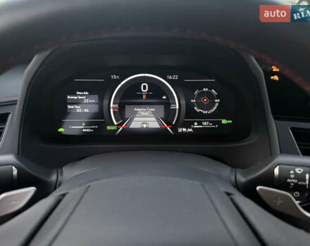 Красный Лексус UX, объемом двигателя 1.99 л и пробегом 4 тыс. км за 39500 $, фото 3 на Automoto.ua