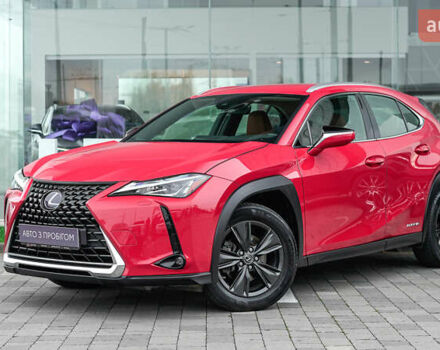 Красный Лексус UX, объемом двигателя 1.99 л и пробегом 101 тыс. км за 29130 $, фото 1 на Automoto.ua