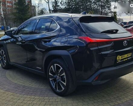 Лексус UX, объемом двигателя 2 л и пробегом 18 тыс. км за 35990 $, фото 5 на Automoto.ua