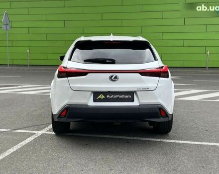 Лексус UX, объемом двигателя 4.25 л и пробегом 20 тыс. км за 31900 $, фото 9 на Automoto.ua