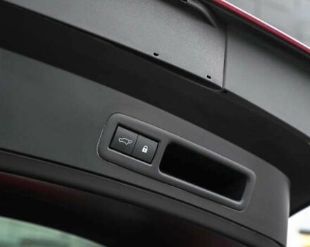 Лексус UX, объемом двигателя 0 л и пробегом 101 тыс. км за 29563 $, фото 10 на Automoto.ua