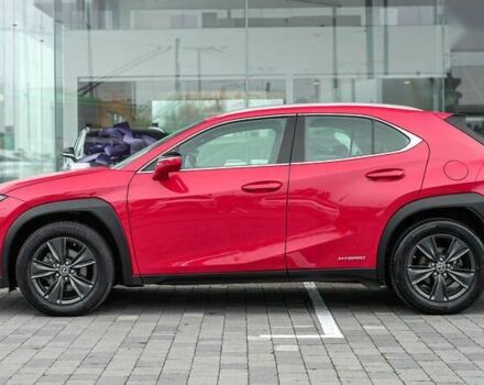 Лексус UX, объемом двигателя 0 л и пробегом 101 тыс. км за 29563 $, фото 2 на Automoto.ua