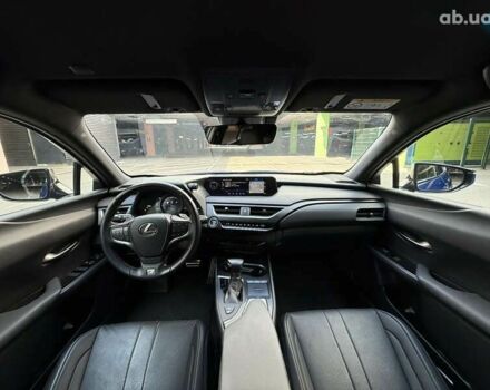 Лексус UX, объемом двигателя 0 л и пробегом 93 тыс. км за 33500 $, фото 21 на Automoto.ua