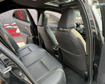 Лексус UX, об'ємом двигуна 0 л та пробігом 76 тис. км за 22900 $, фото 28 на Automoto.ua