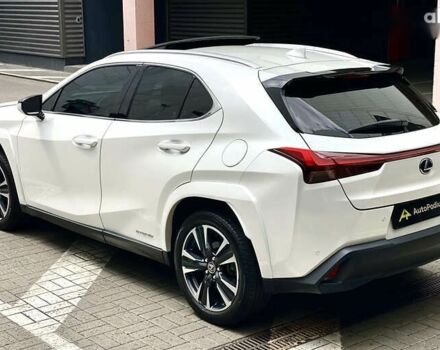 Лексус UX, об'ємом двигуна 0 л та пробігом 22 тис. км за 30500 $, фото 5 на Automoto.ua