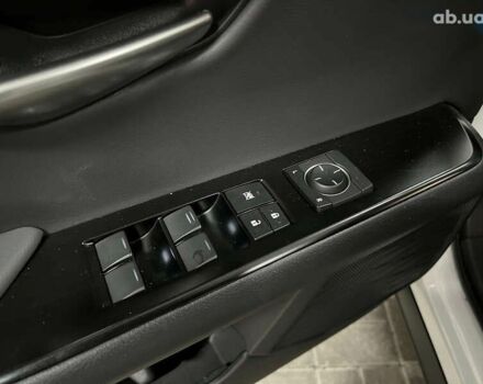 Лексус UX, объемом двигателя 0 л и пробегом 22 тыс. км за 29400 $, фото 23 на Automoto.ua