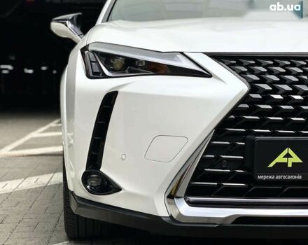Лексус UX, об'ємом двигуна 0 л та пробігом 22 тис. км за 30500 $, фото 12 на Automoto.ua