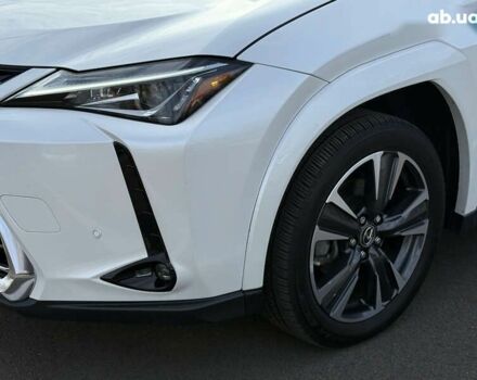 Лексус UX, объемом двигателя 0 л и пробегом 22 тыс. км за 29400 $, фото 9 на Automoto.ua