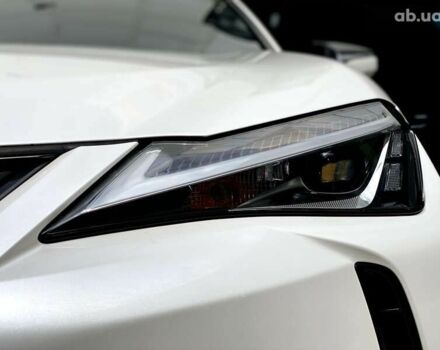 Лексус UX, об'ємом двигуна 0 л та пробігом 22 тис. км за 30500 $, фото 15 на Automoto.ua
