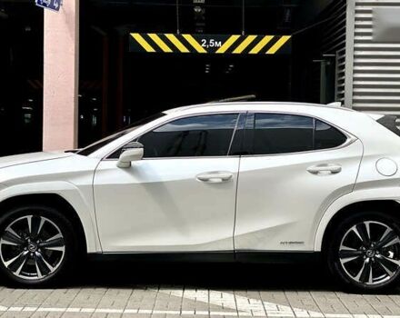 Лексус UX, об'ємом двигуна 0 л та пробігом 22 тис. км за 30500 $, фото 9 на Automoto.ua