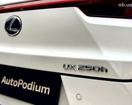 Лексус UX, об'ємом двигуна 0 л та пробігом 22 тис. км за 30500 $, фото 24 на Automoto.ua