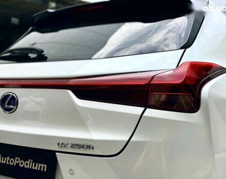 Лексус UX, об'ємом двигуна 0 л та пробігом 22 тис. км за 30500 $, фото 23 на Automoto.ua