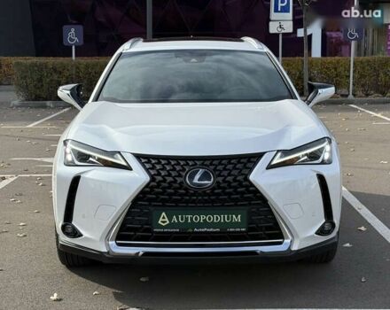 Лексус UX, объемом двигателя 0 л и пробегом 22 тыс. км за 29400 $, фото 6 на Automoto.ua