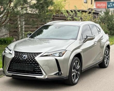 Лексус UX, объемом двигателя 2 л и пробегом 39 тыс. км за 35500 $, фото 32 на Automoto.ua
