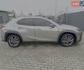 Серый Лексус UX, объемом двигателя 1.99 л и пробегом 80 тыс. км за 29900 $, фото 3 на Automoto.ua