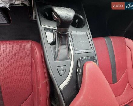 Серый Лексус UX, объемом двигателя 2 л и пробегом 62 тыс. км за 16999 $, фото 24 на Automoto.ua