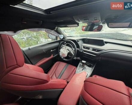 Серый Лексус UX, объемом двигателя 2 л и пробегом 62 тыс. км за 16999 $, фото 18 на Automoto.ua