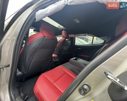 Серый Лексус UX, объемом двигателя 2 л и пробегом 62 тыс. км за 16999 $, фото 35 на Automoto.ua