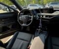 Серый Лексус UX, объемом двигателя 1.99 л и пробегом 57 тыс. км за 24500 $, фото 5 на Automoto.ua