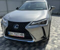 Серый Лексус UX, объемом двигателя 2 л и пробегом 65 тыс. км за 27900 $, фото 1 на Automoto.ua