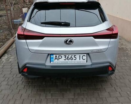 Серый Лексус UX, объемом двигателя 2 л и пробегом 14 тыс. км за 30000 $, фото 9 на Automoto.ua