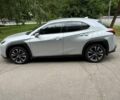 Сірий Лексус UX, об'ємом двигуна 1.99 л та пробігом 48 тис. км за 32000 $, фото 1 на Automoto.ua