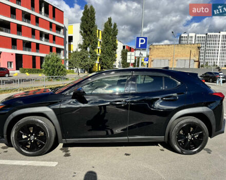 Сірий Лексус UX, об'ємом двигуна 0 л та пробігом 55 тис. км за 24500 $, фото 18 на Automoto.ua