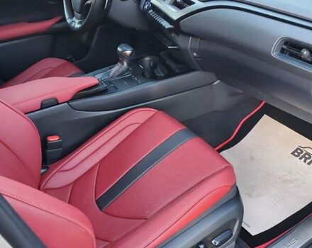 Серый Лексус UX, объемом двигателя 2 л и пробегом 67 тыс. км за 27500 $, фото 16 на Automoto.ua