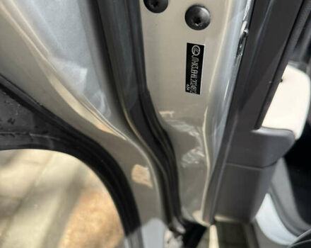 Сірий Лексус UX, об'ємом двигуна 1.99 л та пробігом 40 тис. км за 25500 $, фото 35 на Automoto.ua