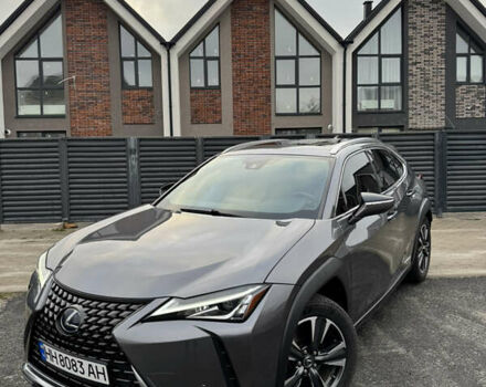 Сірий Лексус UX, об'ємом двигуна 1.99 л та пробігом 115 тис. км за 27500 $, фото 1 на Automoto.ua
