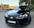 Серый Лексус UX, объемом двигателя 0 л и пробегом 55 тыс. км за 25300 $, фото 1 на Automoto.ua