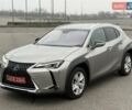 Серый Лексус UX, объемом двигателя 1.99 л и пробегом 68 тыс. км за 27800 $, фото 2 на Automoto.ua