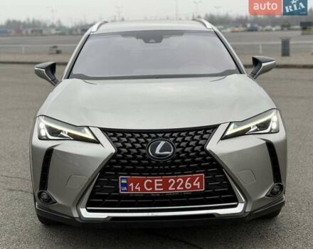 Серый Лексус UX, объемом двигателя 1.99 л и пробегом 68 тыс. км за 27800 $, фото 11 на Automoto.ua