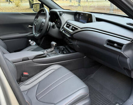 Лексус UX 2020 у Дніпро (Дніпропетровську) на Automoto.ua Сірий Лексус UX, об'ємом двигуна 2 л та пробігом 33 тис. км за 30900 $, фото 15 на Automoto.ua