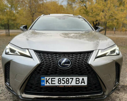 Лексус UX 2020 у Дніпро (Дніпропетровську) на Automoto.ua Сірий Лексус UX, об'ємом двигуна 2 л та пробігом 33 тис. км за 30900 $, фото 5 на Automoto.ua