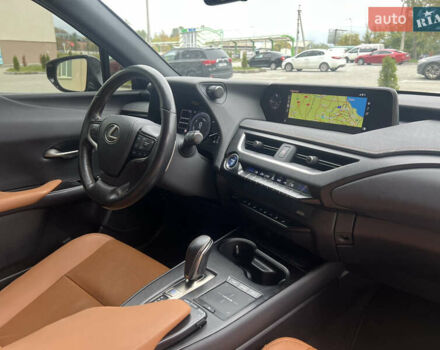 Сірий Лексус UX, об'ємом двигуна 0 л та пробігом 108 тис. км за 23500 $, фото 27 на Automoto.ua