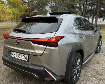 Лексус UX 2020 у Дніпро (Дніпропетровську) на Automoto.ua Сірий Лексус UX, об'ємом двигуна 2 л та пробігом 33 тис. км за 30900 $, фото 6 на Automoto.ua