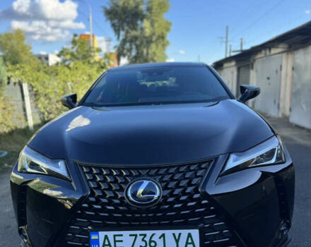Сірий Лексус UX, об'ємом двигуна 0 л та пробігом 55 тис. км за 24500 $, фото 4 на Automoto.ua