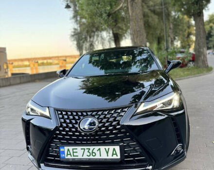 Серый Лексус UX, объемом двигателя 0 л и пробегом 55 тыс. км за 25300 $, фото 29 на Automoto.ua
