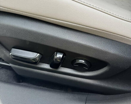 Сірий Лексус UX, об'ємом двигуна 1.99 л та пробігом 40 тис. км за 25500 $, фото 51 на Automoto.ua