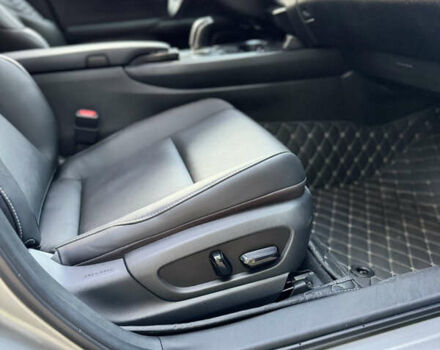 Сірий Лексус UX, об'ємом двигуна 0 л та пробігом 55 тис. км за 24500 $, фото 34 на Automoto.ua