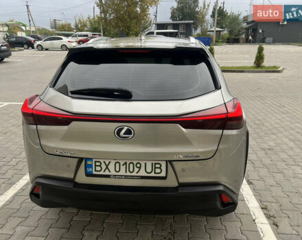 Сірий Лексус UX, об'ємом двигуна 0 л та пробігом 108 тис. км за 23500 $, фото 11 на Automoto.ua