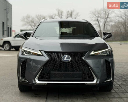 Серый Лексус UX, объемом двигателя 2 л и пробегом 17 тыс. км за 29999 $, фото 1 на Automoto.ua