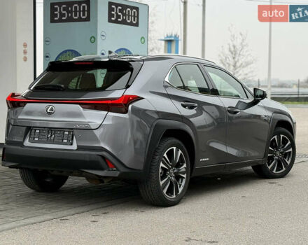 Серый Лексус UX, объемом двигателя 2 л и пробегом 17 тыс. км за 29999 $, фото 6 на Automoto.ua