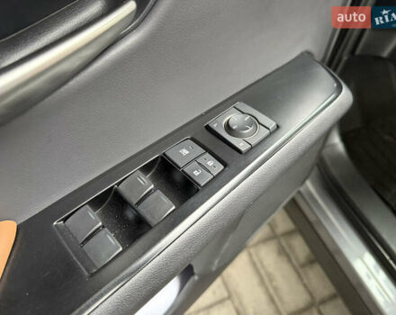 Серый Лексус UX, объемом двигателя 2 л и пробегом 17 тыс. км за 29999 $, фото 21 на Automoto.ua