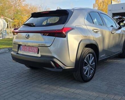 Серый Лексус UX, объемом двигателя 0 л и пробегом 84 тыс. км за 23800 $, фото 14 на Automoto.ua