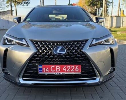 Серый Лексус UX, объемом двигателя 0 л и пробегом 84 тыс. км за 23800 $, фото 5 на Automoto.ua