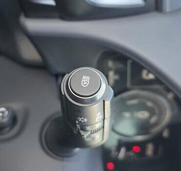 Серый Лексус UX, объемом двигателя 0 л и пробегом 84 тыс. км за 23800 $, фото 84 на Automoto.ua