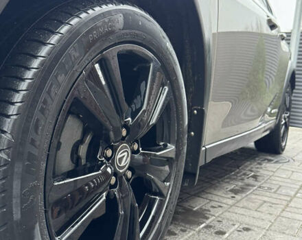 Серый Лексус UX, объемом двигателя 2 л и пробегом 89 тыс. км за 35500 $, фото 11 на Automoto.ua