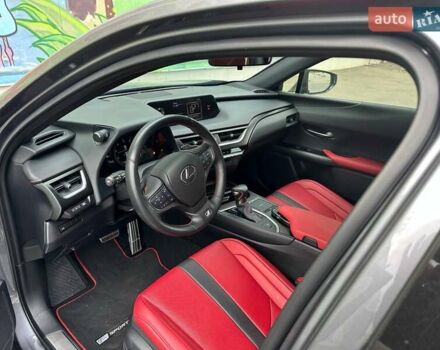 Сірий Лексус UX, об'ємом двигуна 1.99 л та пробігом 23 тис. км за 24200 $, фото 14 на Automoto.ua